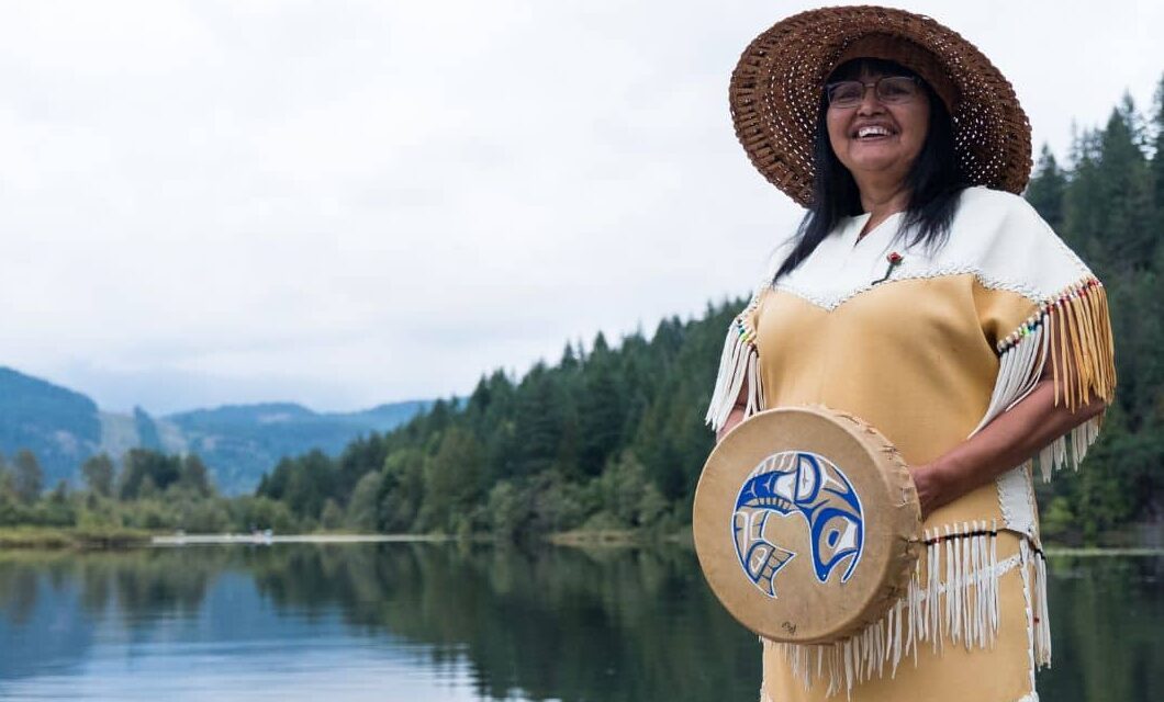 4-1 - woman with drum v4